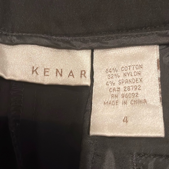 I’m selling my beautiful small size lulumari - Picture 4 of 4